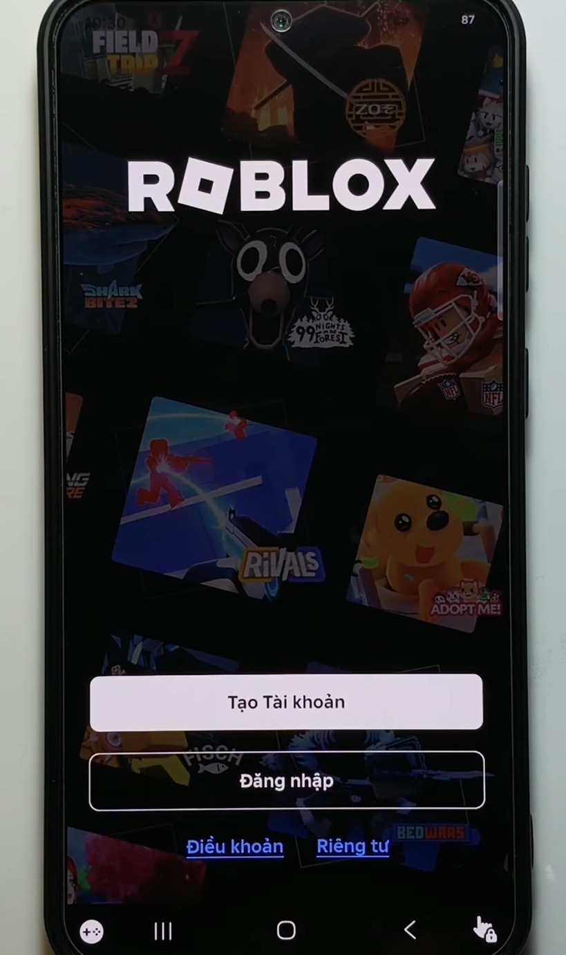 Màn hình Roblox với lựa chọn Đăng nhập